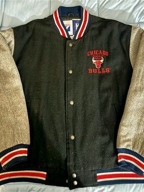 Vintage Chicago bulls jacket